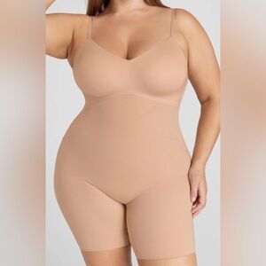 Honeylove Sculptwear Low Back Mid-Thigh Bodysuit 3X NWT Sand compression shaper